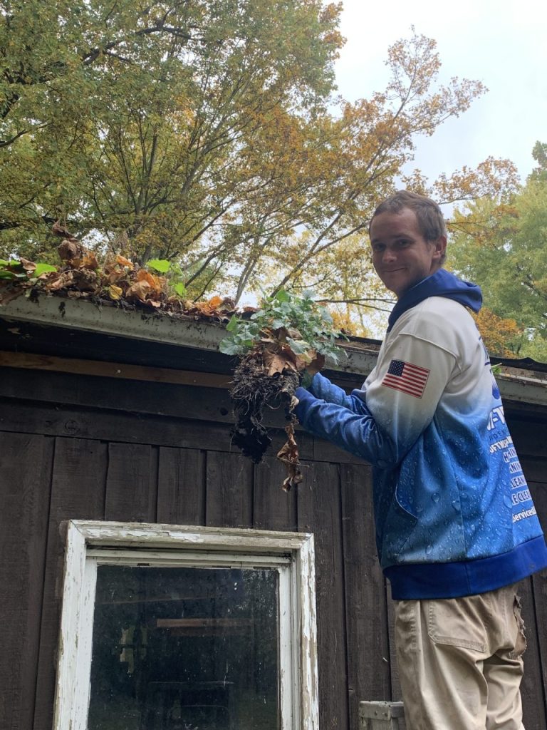 gutter cleaning service in indianapolis